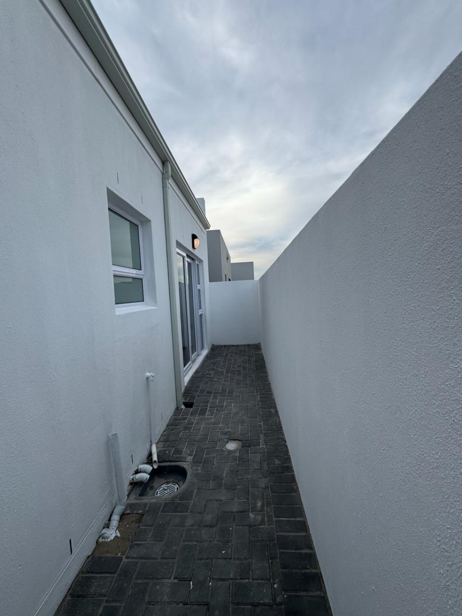 3 Bedroom Property for Sale in Sandown Western Cape